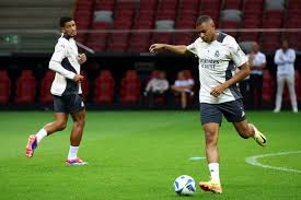 追光丨短道“中国龙”,即将主场出战!.